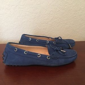Tod’s driving loafer